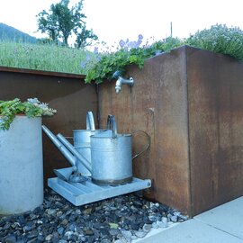 Hochbeet mit Wasserhahn